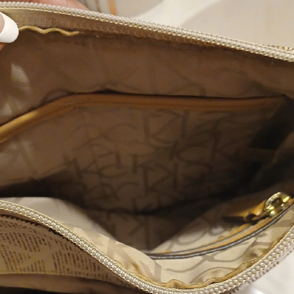 Calvin Klein Cream and Tan Crossbody Bag - Picture 5 of 5